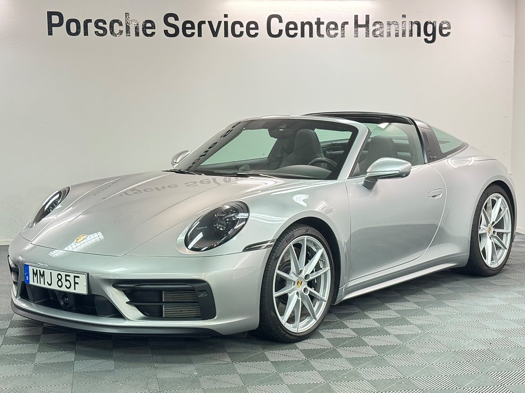 Porsche 911 992 Targa 4 GTS