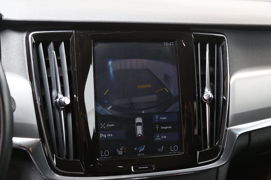 Volvo V90 T4 190hk Momentum SE Aut Head-up Kamera VOC Drag 2019