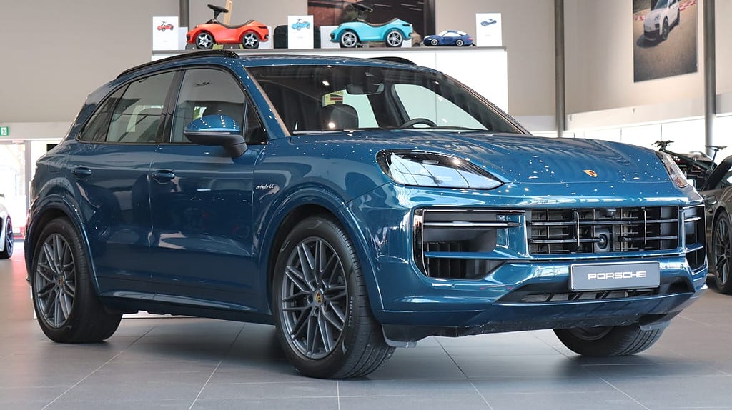 Porsche Cayenne E-Hybrid Burmester / Head-up / Soft Close / Night Vis...