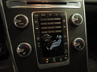 SUV Volvo XC60 22 av 26