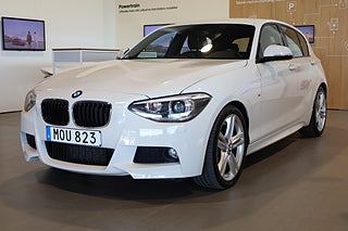 Halvkombi BMW 116i 2 av 27
