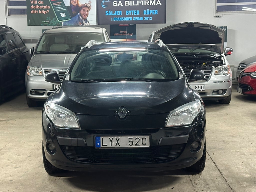 Renault Mégane Grandtour 1.6 E85 Euro 4 Nybesiktigad Nyservad Dragkrok
