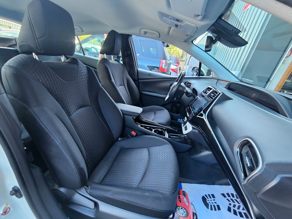 Toyota Prius Plug-in Hybrid 1.8 VVT-i Plug-in CVT, 123hk, 2019