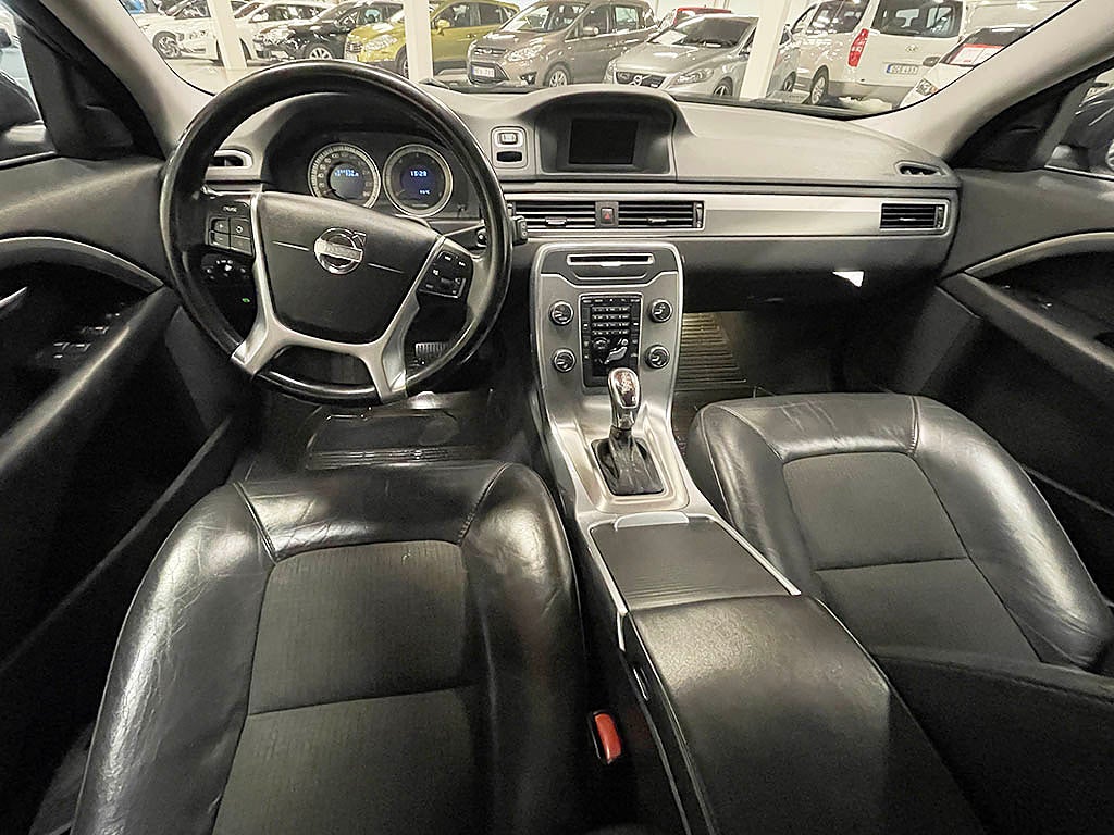 Volvo V70 D2 Automat Momentum