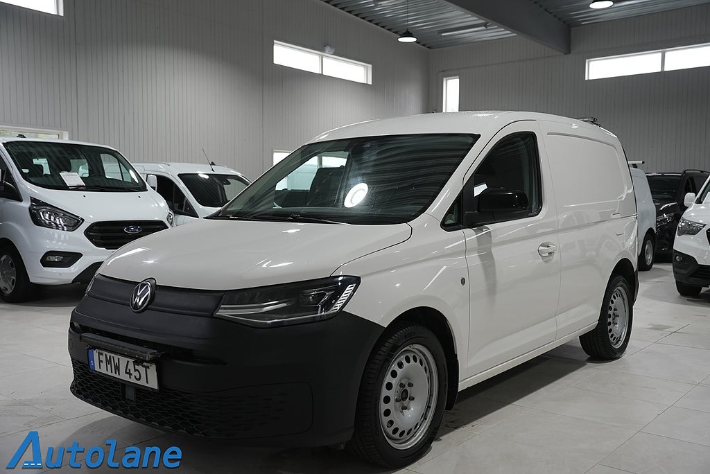 Volkswagen Caddy Cargo 2.0 TDI BMT 4Motion Värmare,Dragkrok,PDC,Carplay