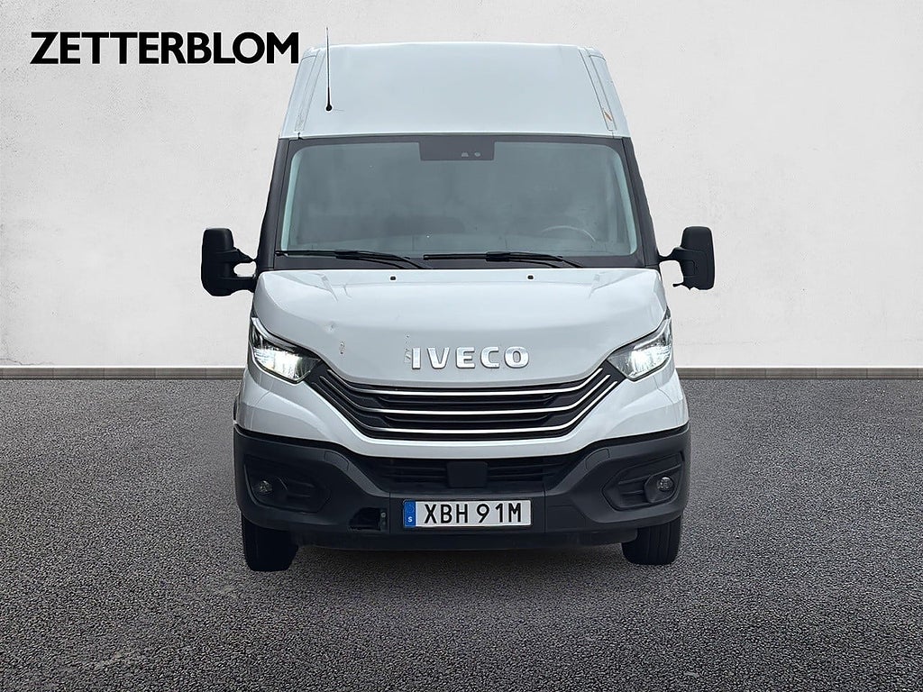 Transportbil - Skåp Iveco Daily 5 av 13