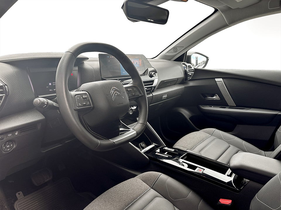 Bild på Citroën C4 Shine 1.2 PT 130hk Aut B-KAMERA NAVI