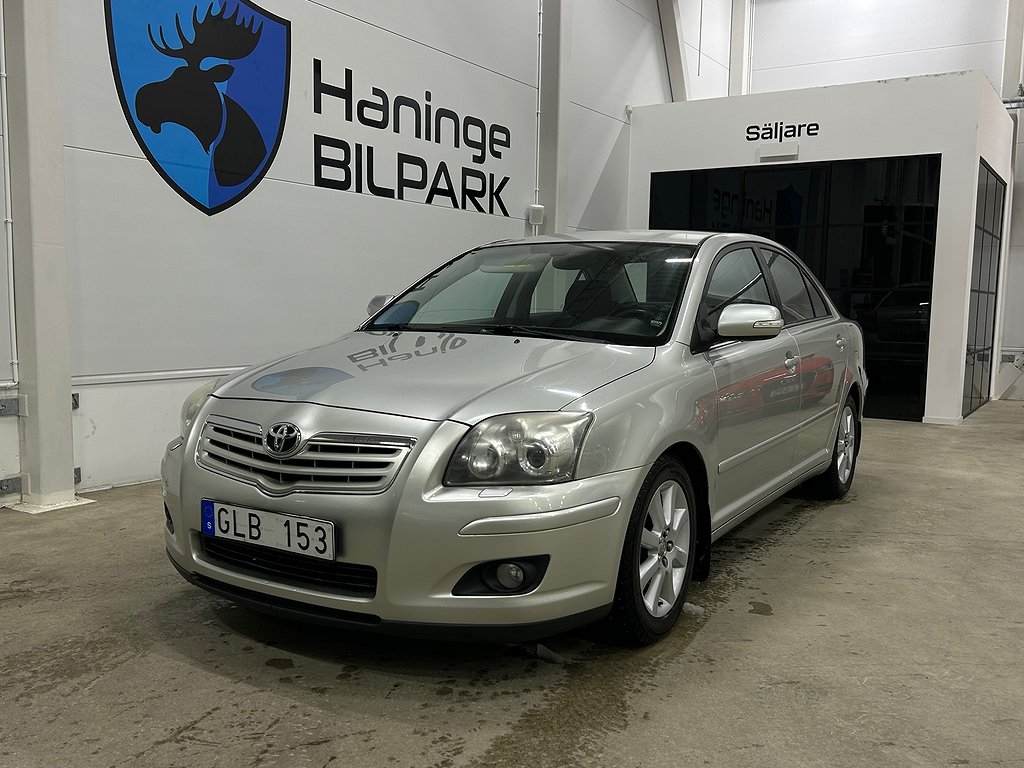 Toyota Avensis Sedan AUTOMAT / SUPERDEAL 4.95% fr 727kr/mån