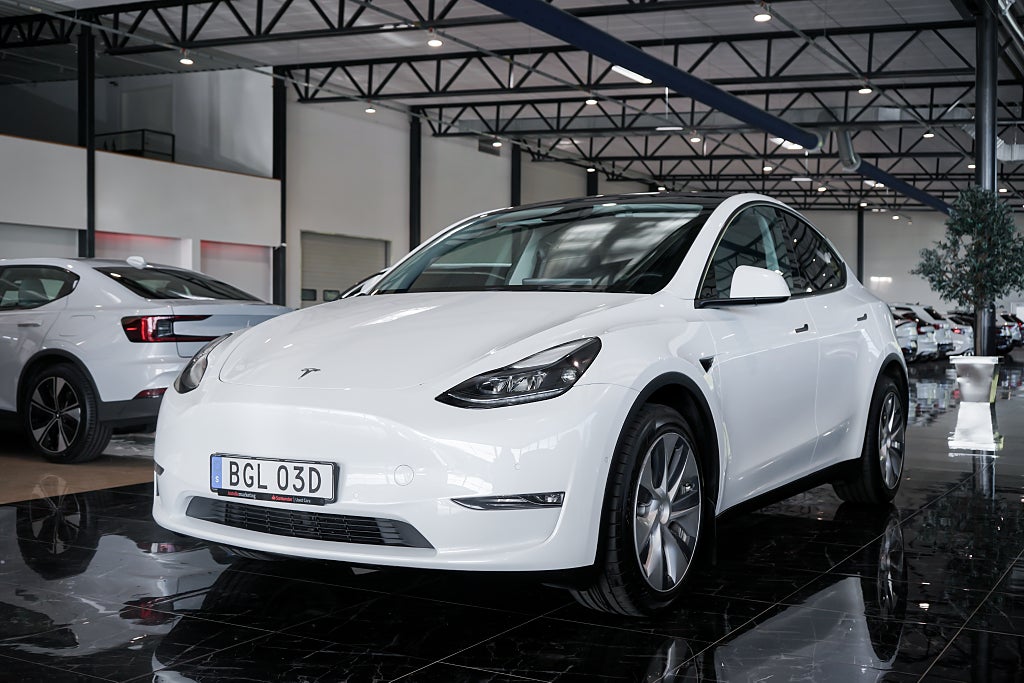 Tesla Model Y Long Range AWD Long Range | Panorama | Kamera | Elstol