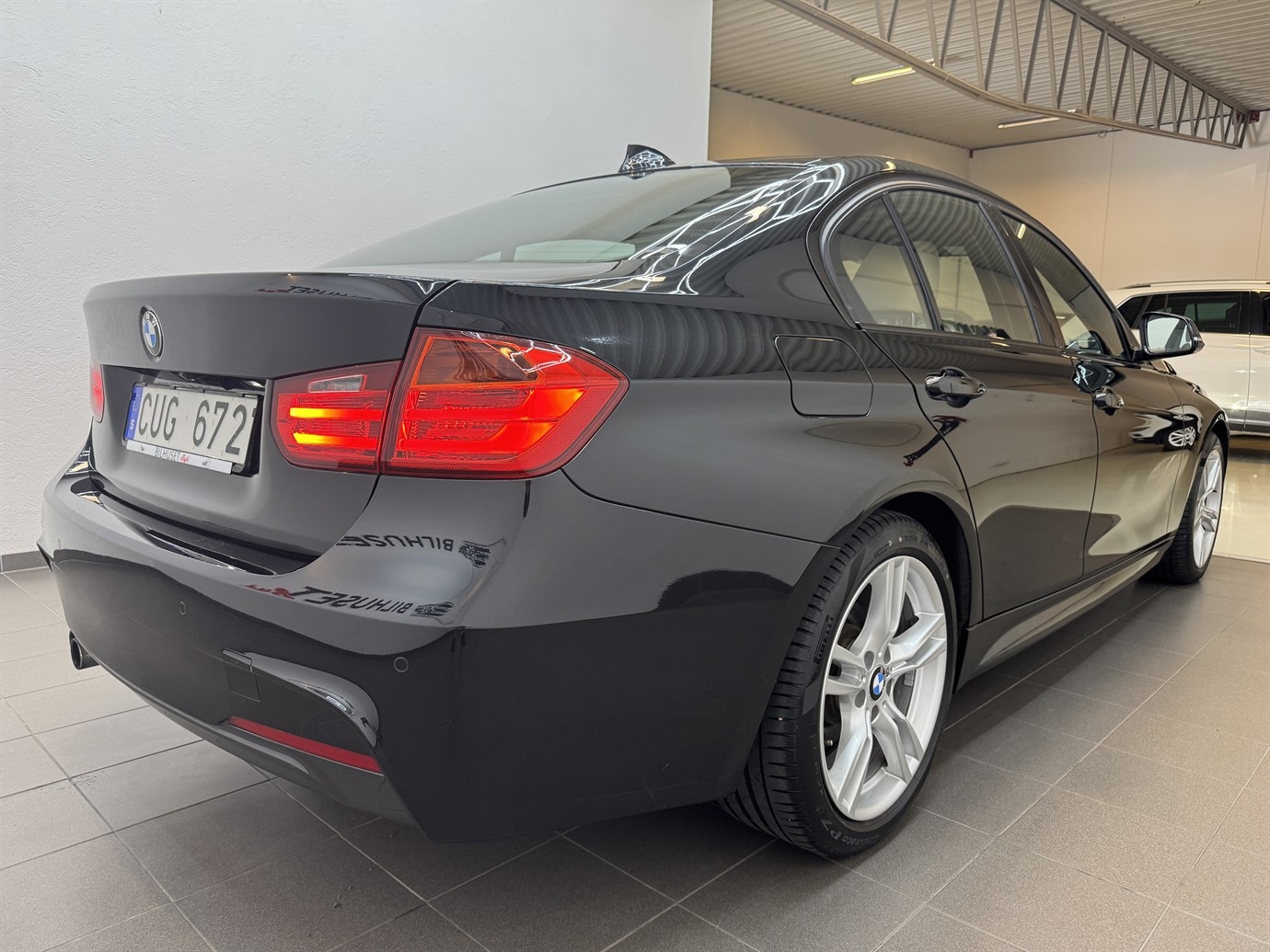 BMW 328 i xDrive 245hk M-Sport T-lucka 2013, bild 2/48