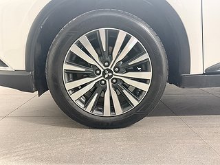 SUV Mitsubishi Outlander 21 av 21