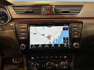 Skoda Superb Kombi 2.0 TDI 4×4 Sport GPS Drag Canton Pano Kamera SoV – bild 15