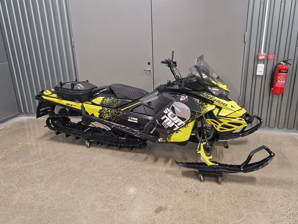Ski-Doo Summit X 850 Shot 154" 