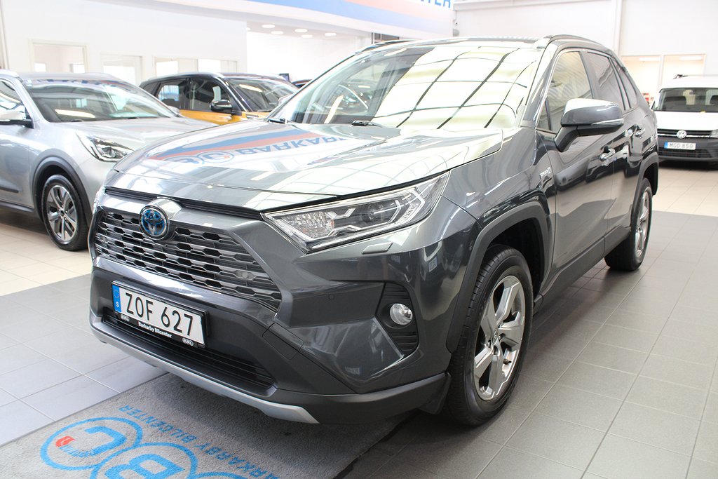 Toyota RAV4 Hybrid AWD Executive Panorama Skinn Moms Euro 6