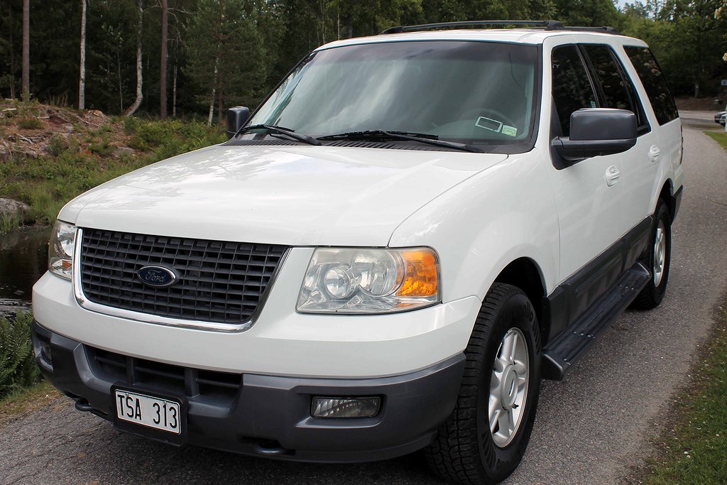 Ford Expedition 4.6 V8 SEFI 2V ControlTrac Automat XLT 235hk
