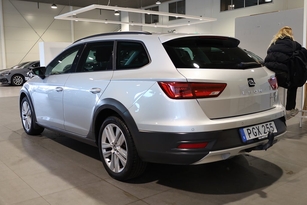 Seat Leon X-Perience 1.4 TSI Drag M-värme Kamera CarPlay 2017