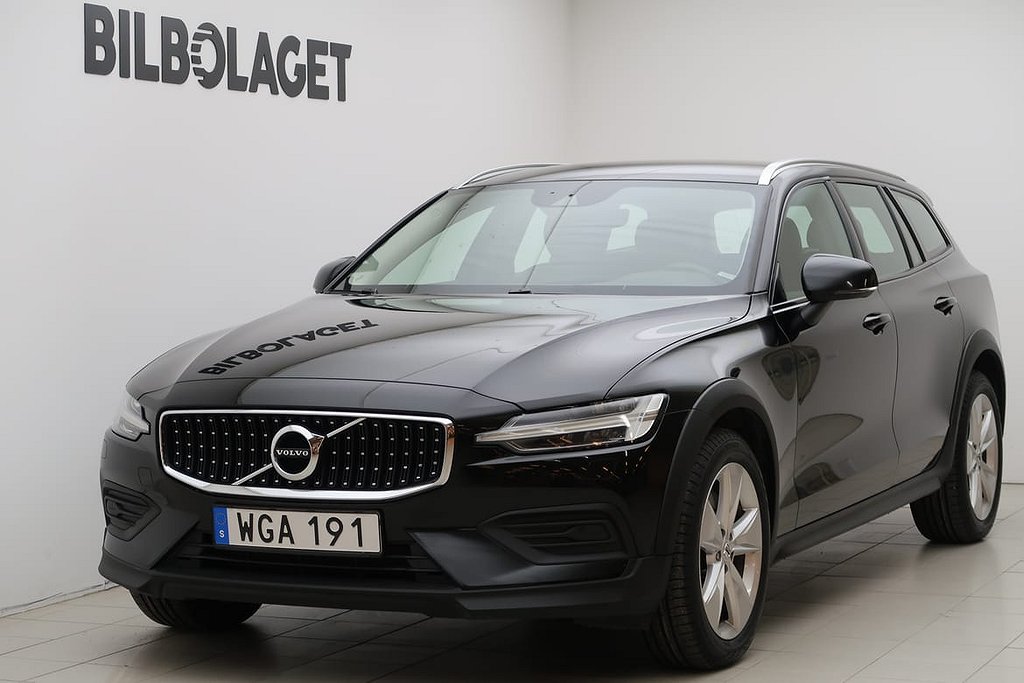 Volvo V60 Cross Country B4 AWD Adv Edt/KAMERA/NAVI/DRAG