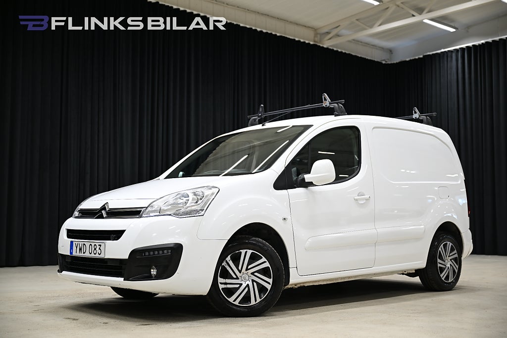 Citroën Berlingo 99HK Automat|Nedlackad|Drag|Backkamera|Kambytt|3-Sits