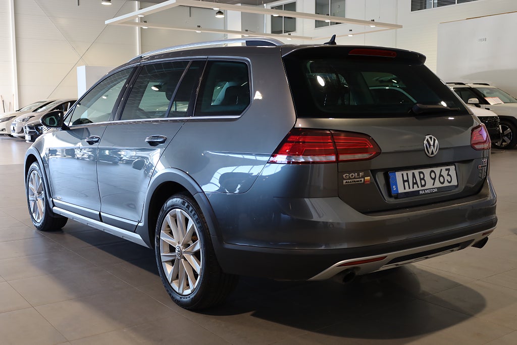 Volkswagen Golf Alltrack 1.8 TSI BMT 4Motion Drag Värmare Kamera Massage Ca 2017