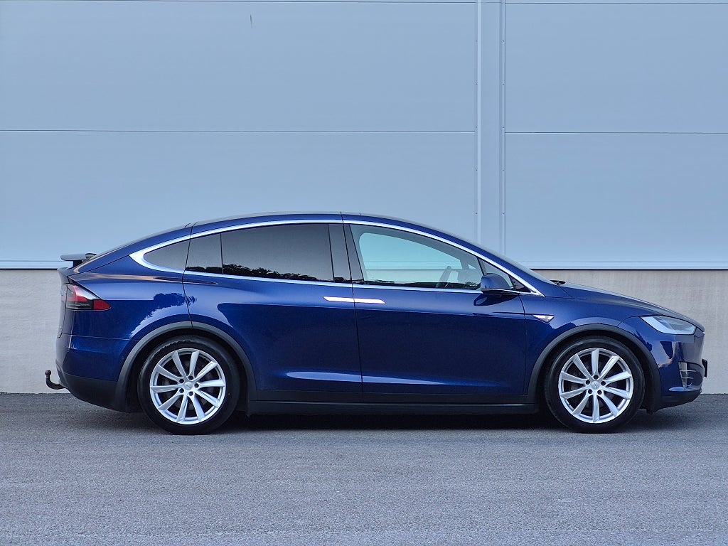 Tesla Model X 90D free suc ventilerade stolar drag 6 sittsig