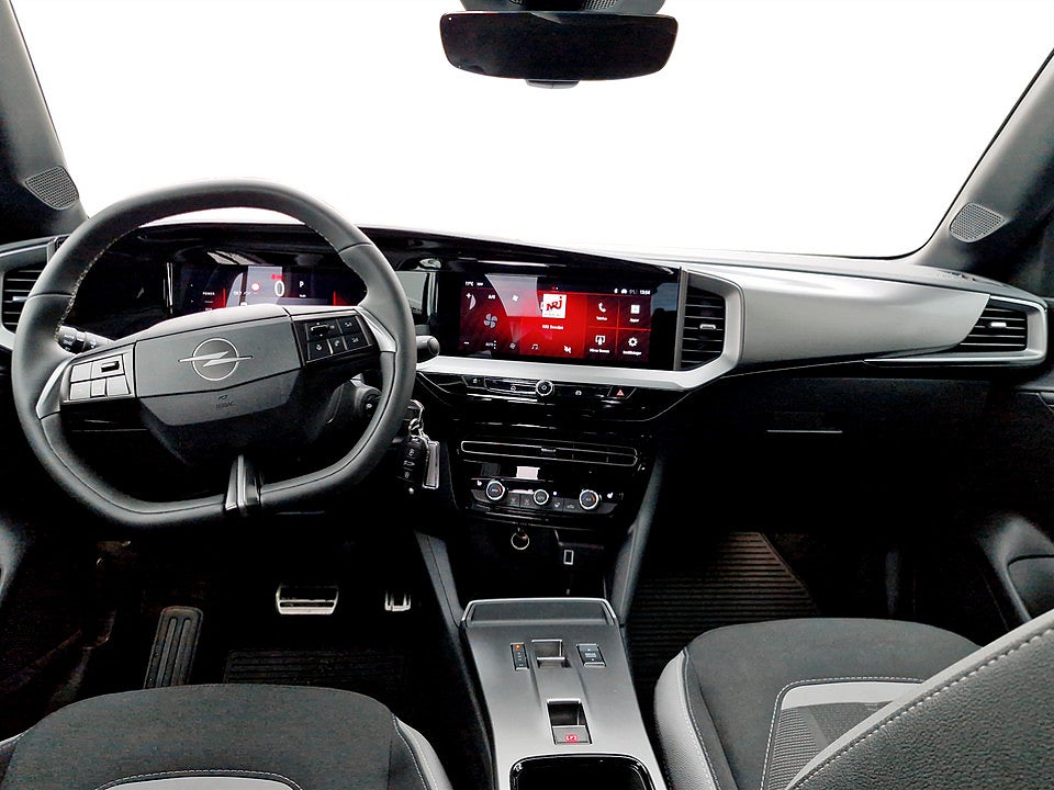 Bild på Opel Mokka GS Hybrid 1.2 Turbo 145hk Aut B-KAMERA CARPLAY