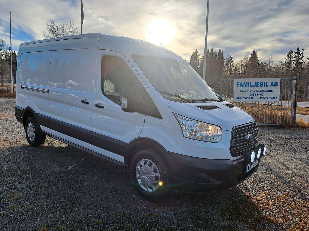 Ford Transit 350 2.0 TDCi 130hk AWD Värmare,Inredning