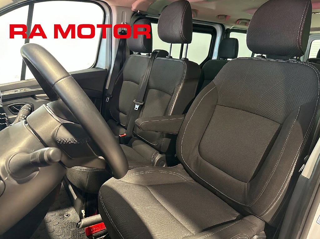 Nissan Primastar 2.0 dCi DCT| 9-sits | Moms | Värmare