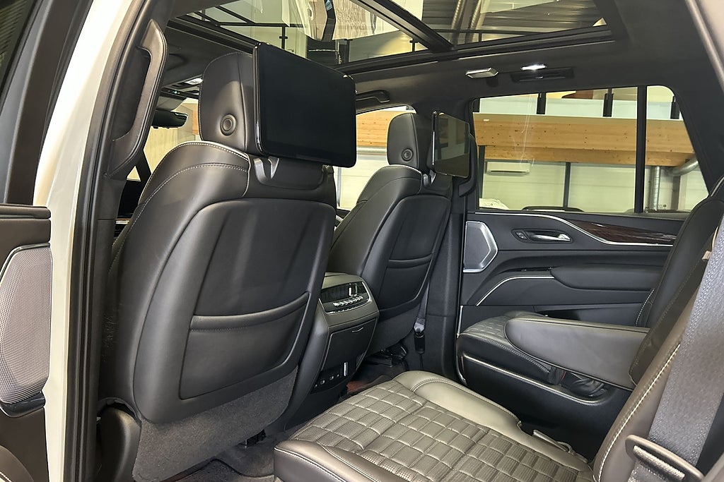 Cadillac Escalade 600 4WD 6.2 V8  4WD Sport Platinum