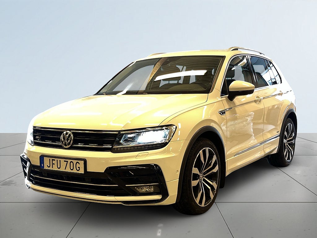 Volkswagen Tiguan 2.0 TSI 4Motion R-Line Kamera/Värmare/SoV-Däck/Drag
