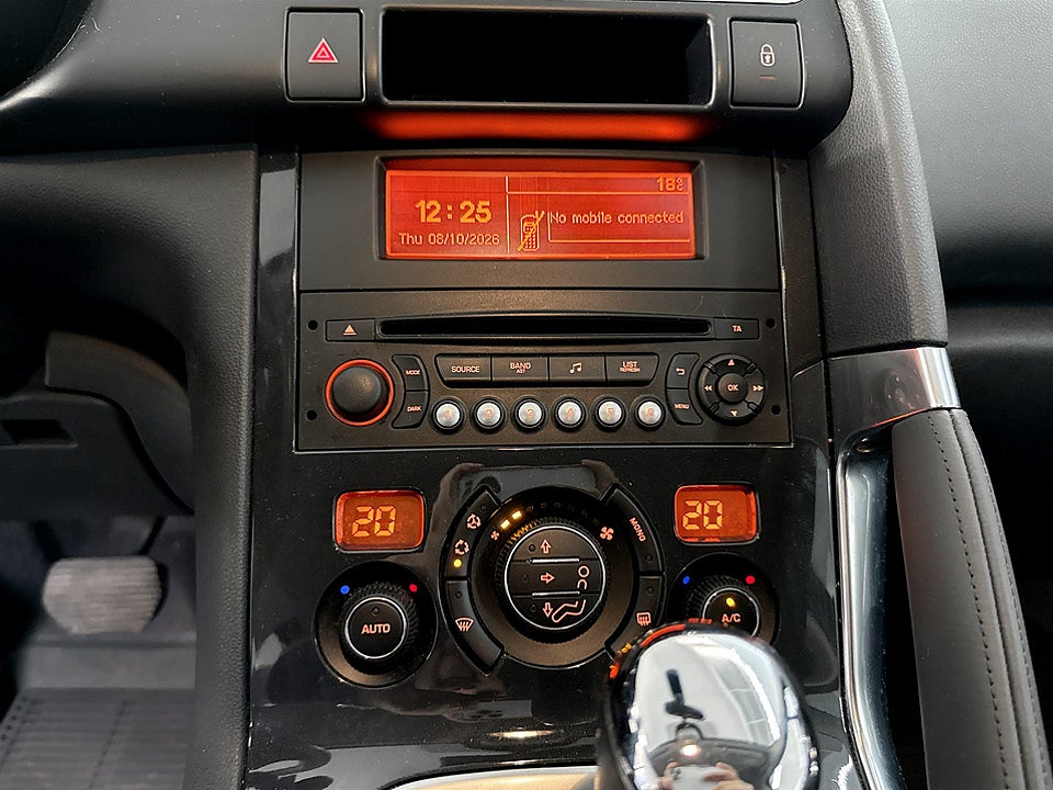Bild på Peugeot 3008 Active 1.6 e-HDi 114hk Aut FARTHÅLLARE EN ÄGARE