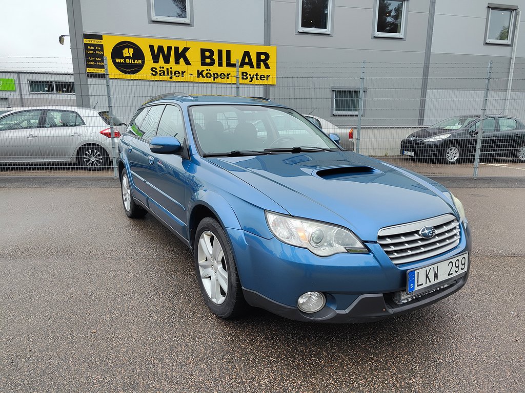 Subaru Outback 2.0 4WD (Från 559 kr/mån)Ny besiktad