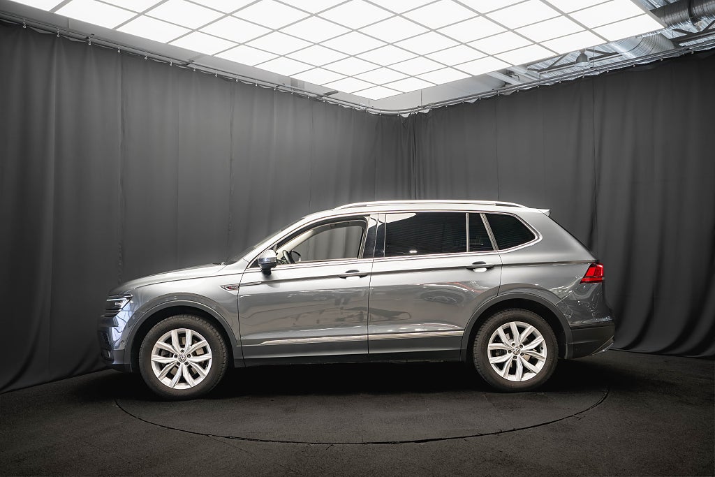 Volkswagen Tiguan Allspace TSI 4Motion 7-sits LÄDER DRAG KAMERA ELSTOL MINN