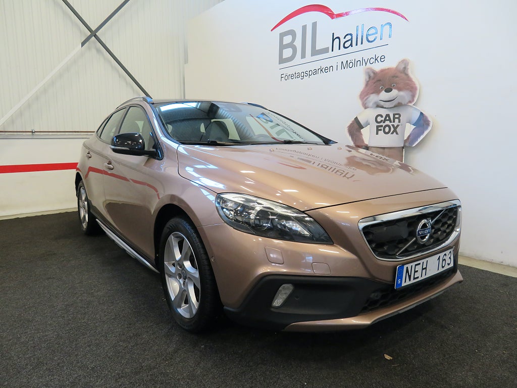 Volvo V40 Cross Country T5 254HK AWD Summum BE Pro Panorama 