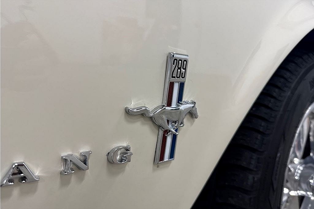 Ford Mustang Hardtop UNIK Ford Mustang Hardtop 4.7 V8, 203hk, renoverad motor