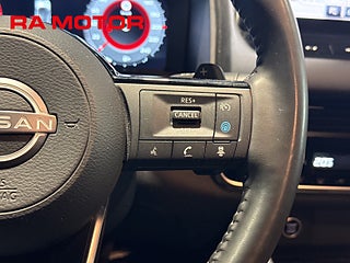 SUV Nissan Qashqai 23 av 27
