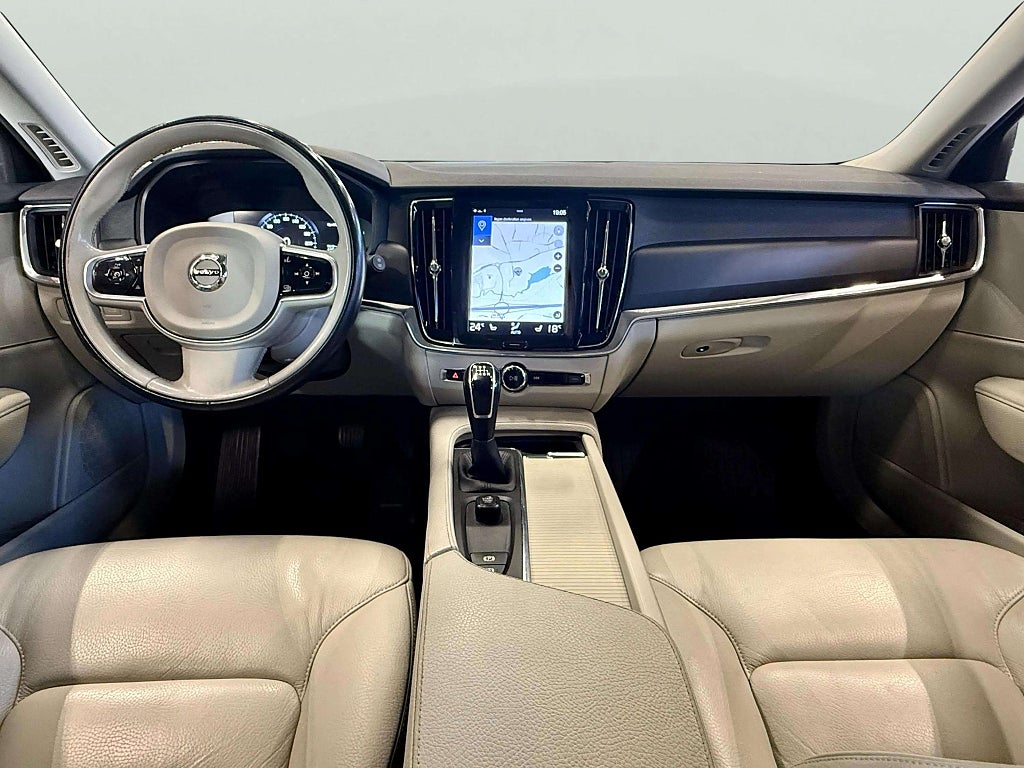 Volvo V90 D3 Kinetic Skinn Gps Drag Ny besiktigad 2 Ägare - miniatyr 10