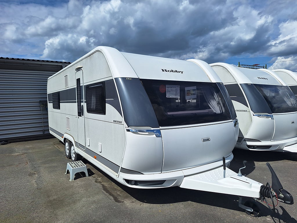 Hobby Prestige 660 WFC Dubbelbädd, Dusch, Kampanjprodukt!