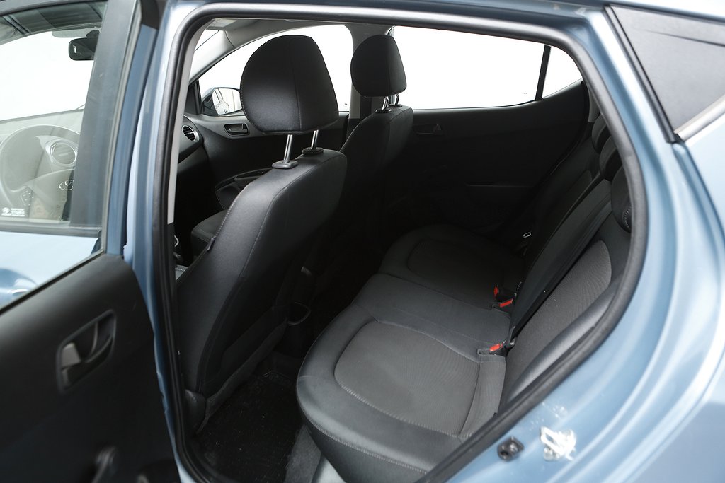 Hyundai i10 1,0 blue 67hk Trend 5D Carplay Farthållare 2019