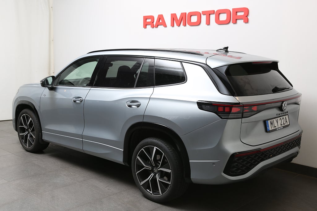Volkswagen Tayron 2,0 TDI 4M R-Line 7-Sits Värme Drag VAT 2025