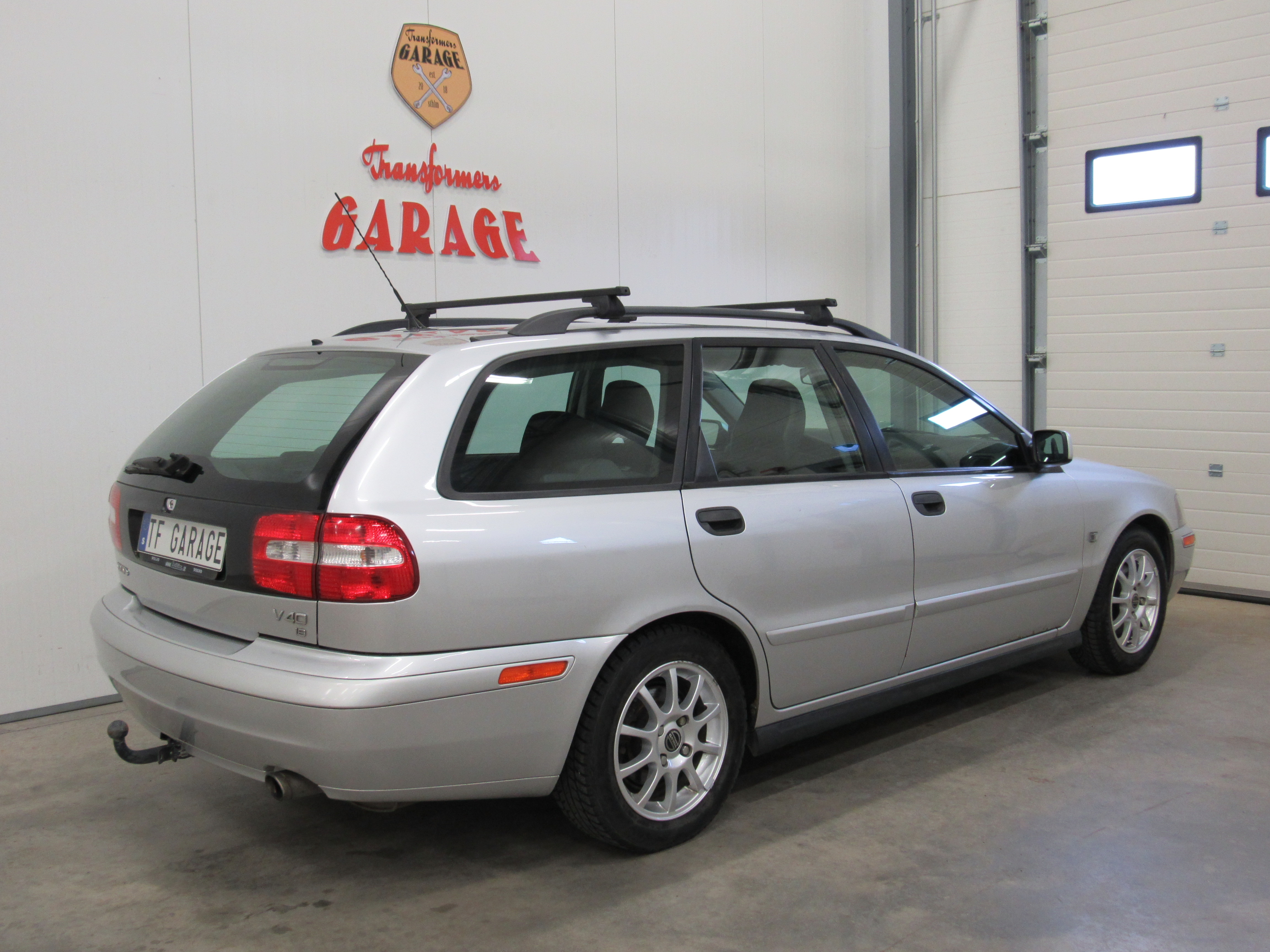Volvo V40 1.8 122hk Drag 2004, bild 3/36