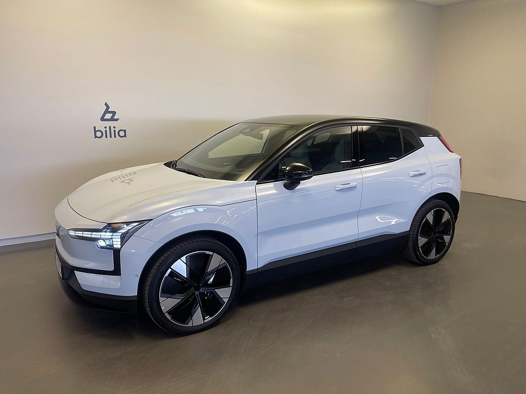 Volvo EX30 Twin Motor Performance Ultra / 20\" hjul / Tonade rutor / Naviga