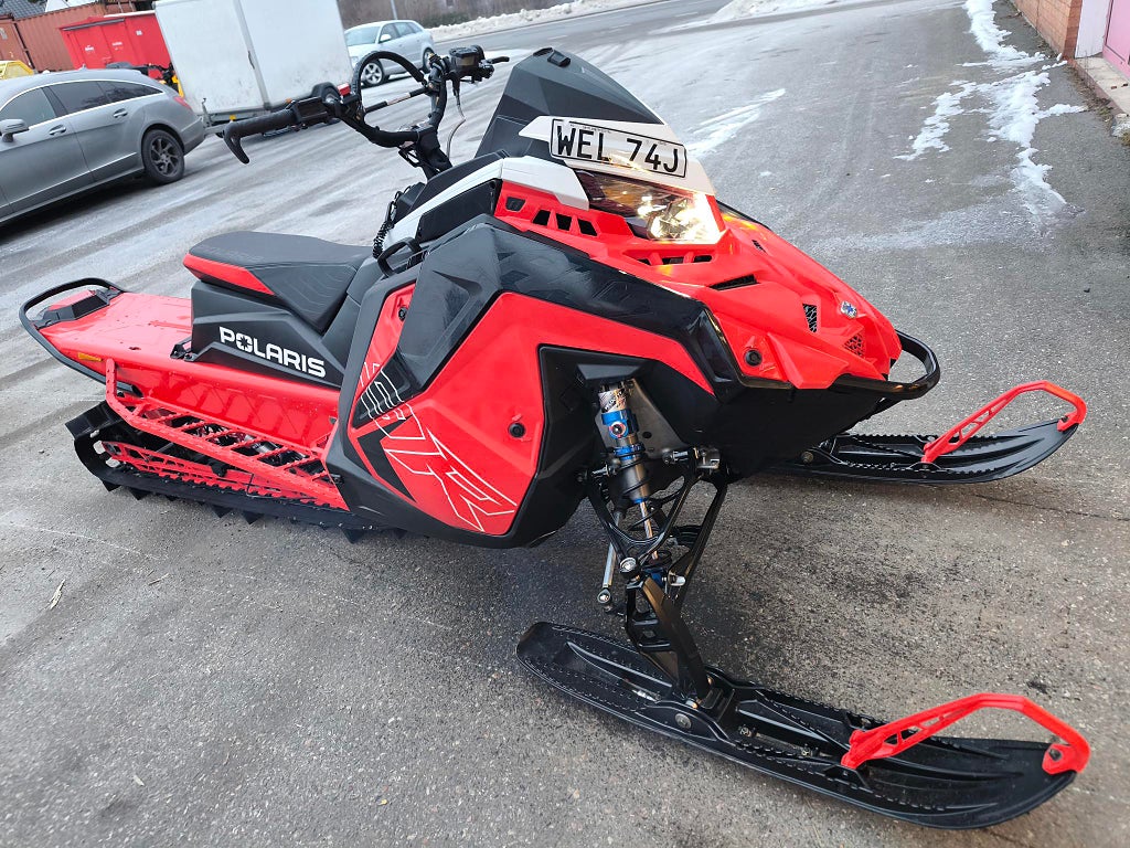 Polaris Khaos 9R 146"  