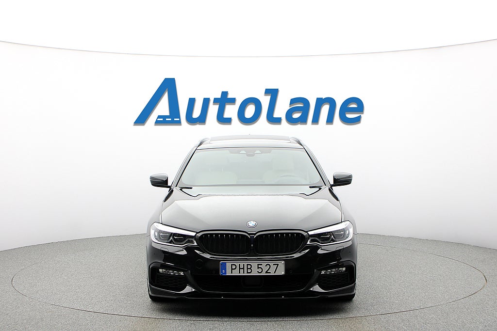 BMW 540 i xDrive M Sport, Pano, 360°, HUD Sommarkampanj 4.99%