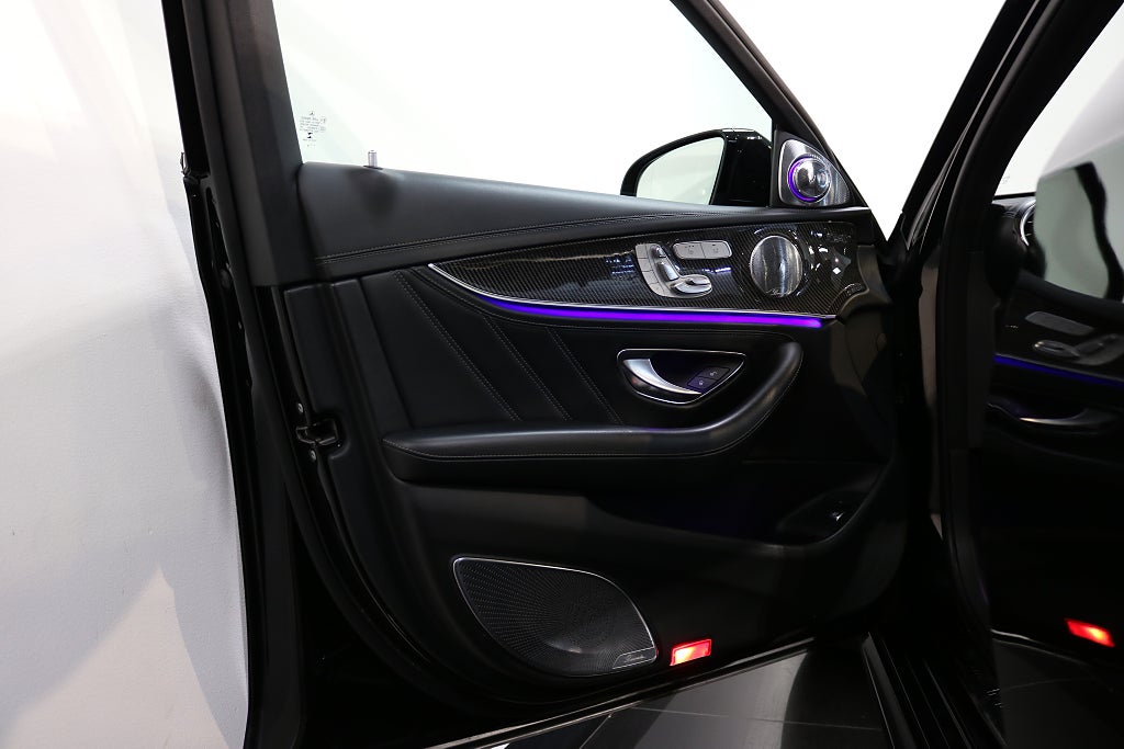Mercedes-Benz E 2018 - miniatyr 9
