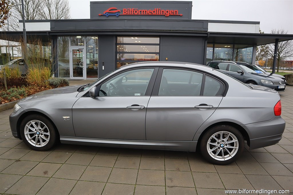 BMW 320 d xDrive Sedan, E90 184hk Comfort, Rattvärme Svensksåld