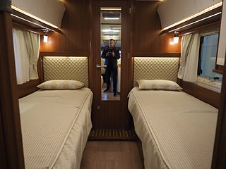 Husbil-integrerad Rapido S 11 i 165 Distinction 17 av 27