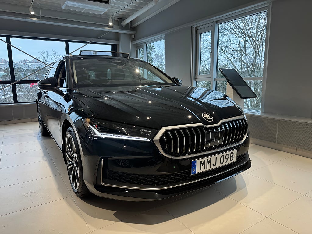 Skoda Superb L&K 2,0TDI 193HK 4X4 DRAG/VÄRMARE LAGERBIL!