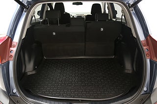 SUV Toyota RAV4 24 av 25