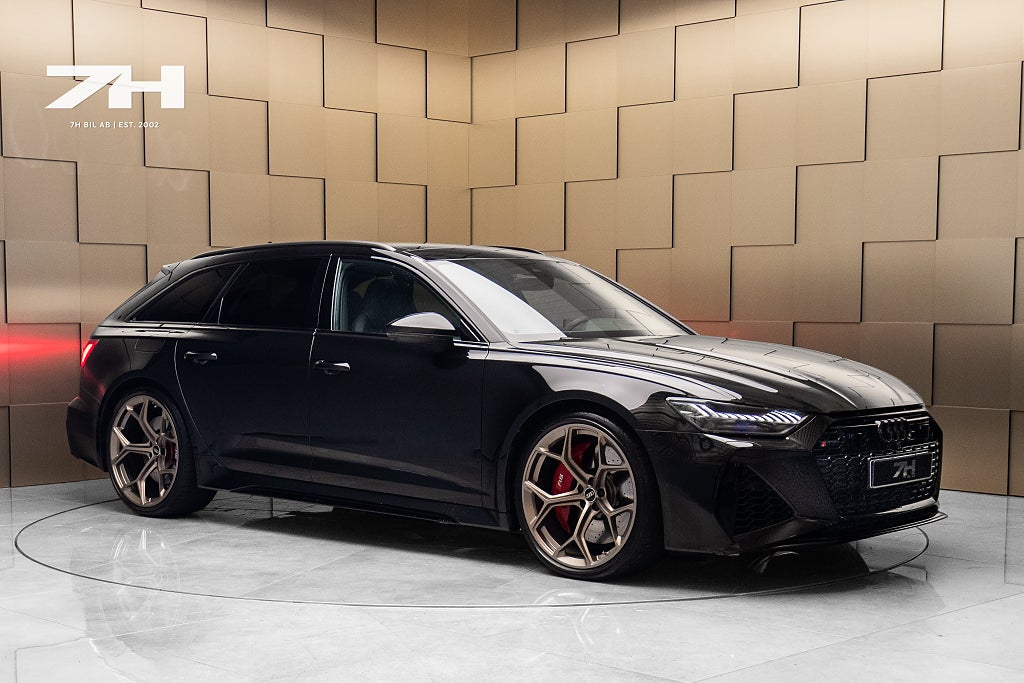 Audi RS6 Performance / 22" / Alpin Pkt. / Laser / Pano / Drag