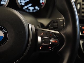 Halvkombi BMW 118 13 av 21